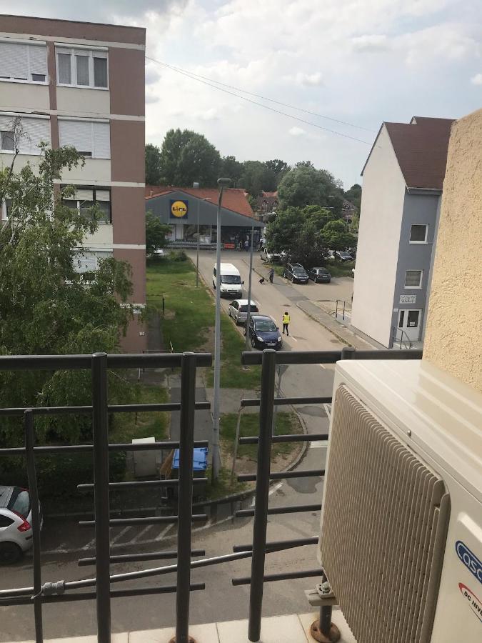 Sárvár Vida Apartman מראה חיצוני תמונה