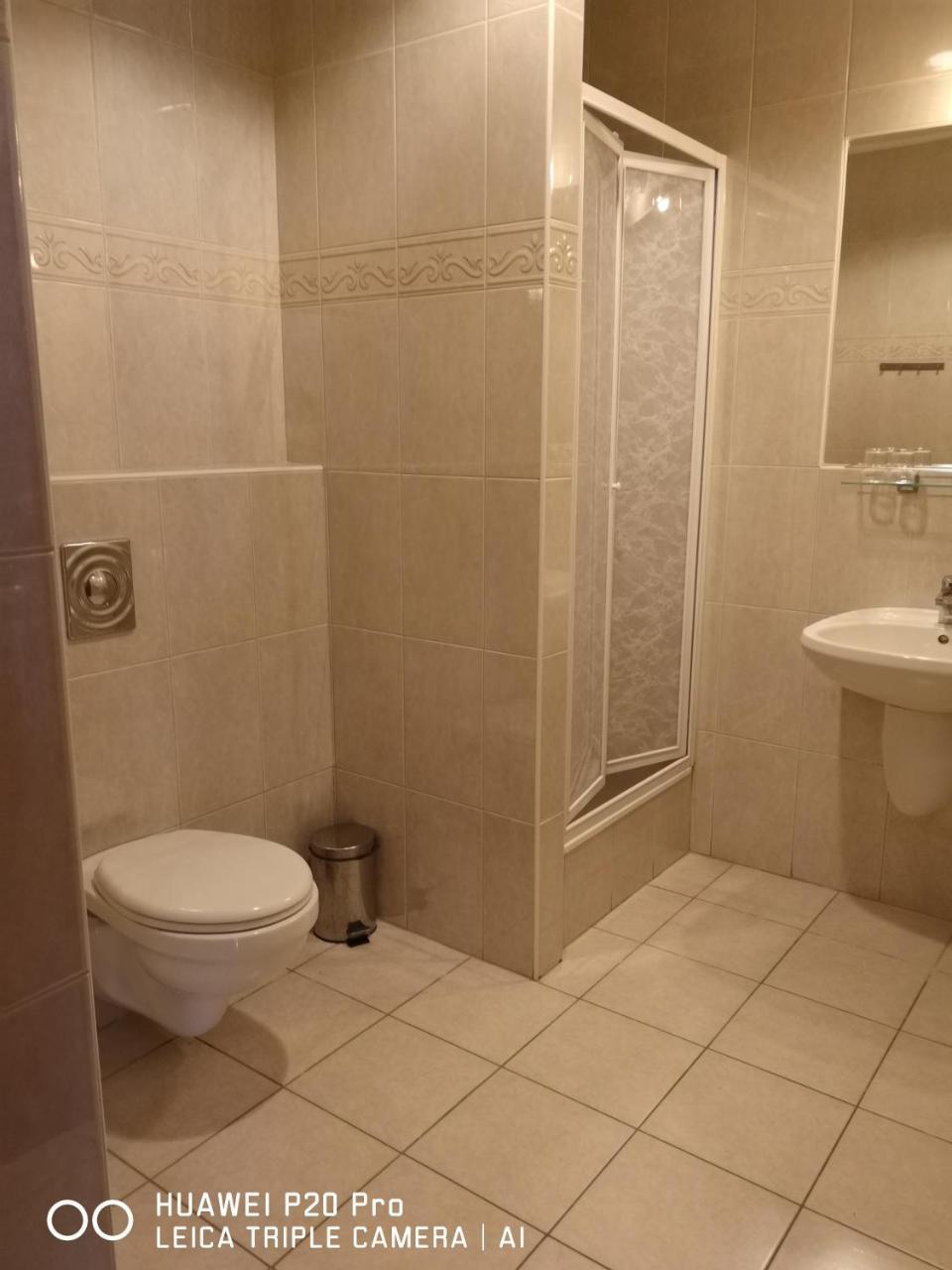 Sárvár Vida Apartman מראה חיצוני תמונה